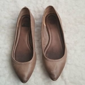 FRYE flats. Brown.  Size 6.